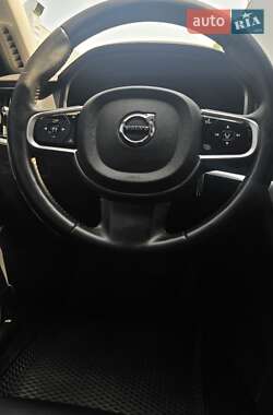Седан Volvo S90 2016 в 