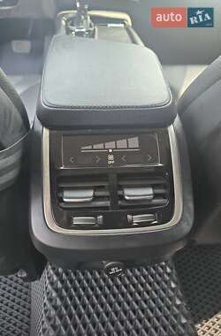 Седан Volvo S90 2016 в 