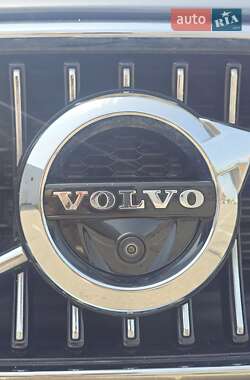 Седан Volvo S90 2016 в 
