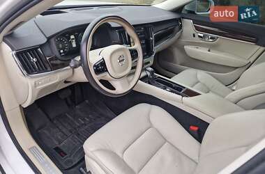 Седан Volvo S90 2017 в 