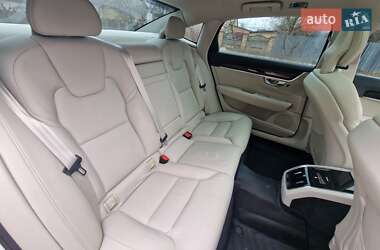 Седан Volvo S90 2017 в 