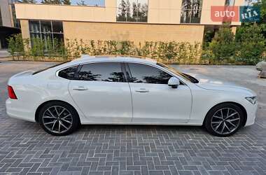 Седан Volvo S90 2017 в 