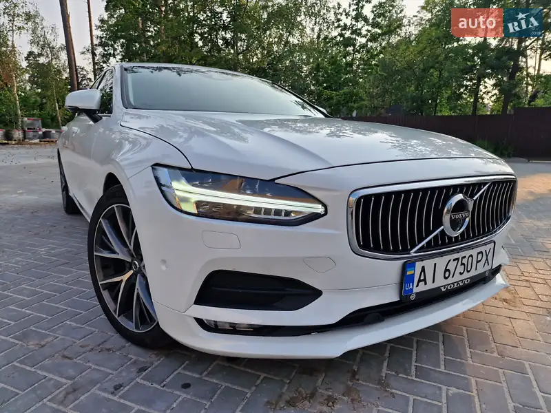 Volvo S90