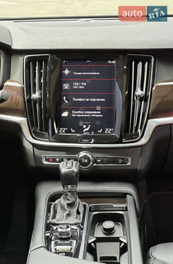 Седан Volvo S90 2017 в 