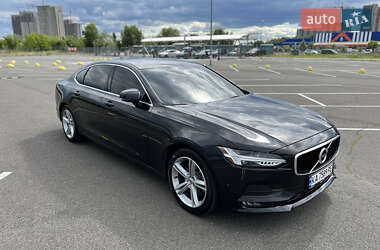 Седан Volvo S90 2017 в 