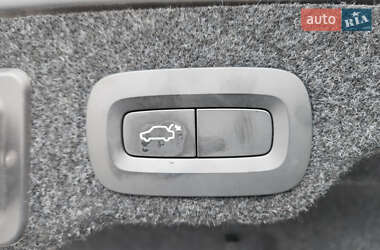 Седан Volvo S90 2017 в 