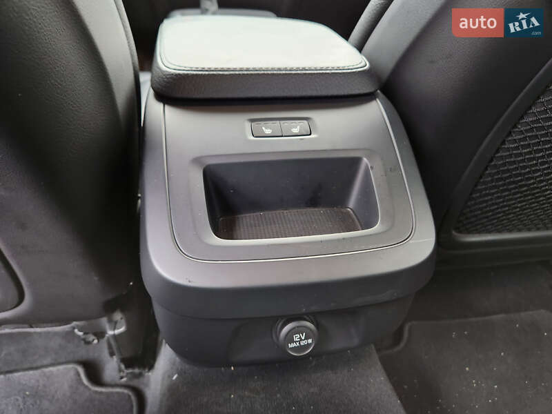 Седан Volvo S90 2017 в Киеве