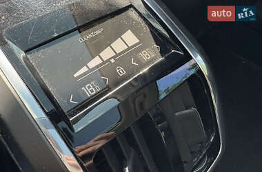 Седан Volvo S90 2017 в 