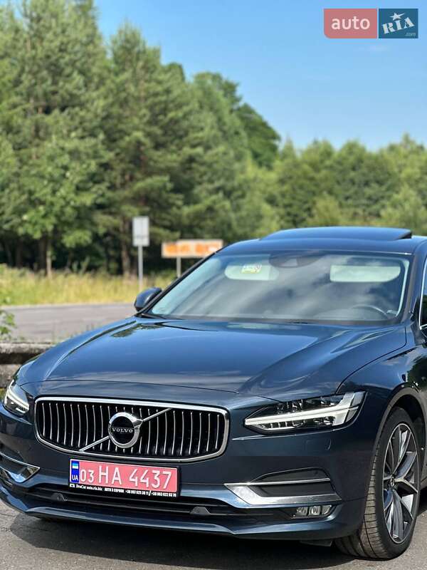 Седан Volvo S90 2017 в Трускавце