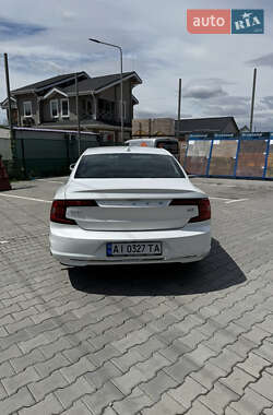 Седан Volvo S90 2020 в 