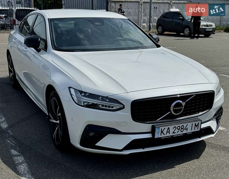 Volvo S90 2021