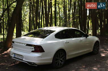 Седан Volvo S90 2016 в 