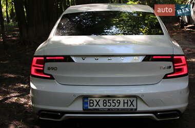 Седан Volvo S90 2016 в 