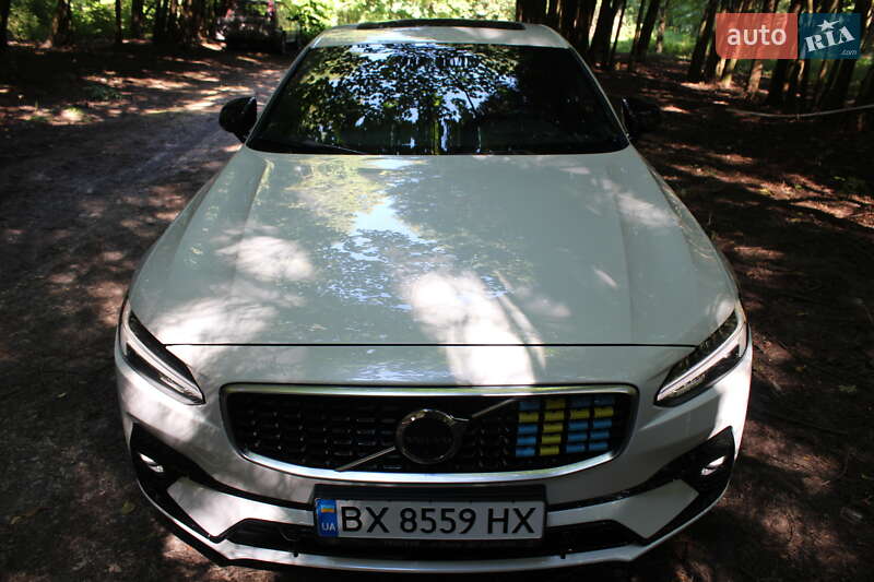 Седан Volvo S90 2016 в Хмельницком фото 46 Седан Volvo S90 2016 в Хмельницком