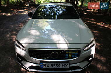 Седан Volvo S90 2016 в 
