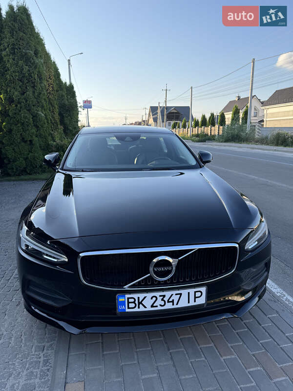 Седан Volvo S90 2018 в Киеве фото 15 Седан Volvo S90 2018 в Киеве