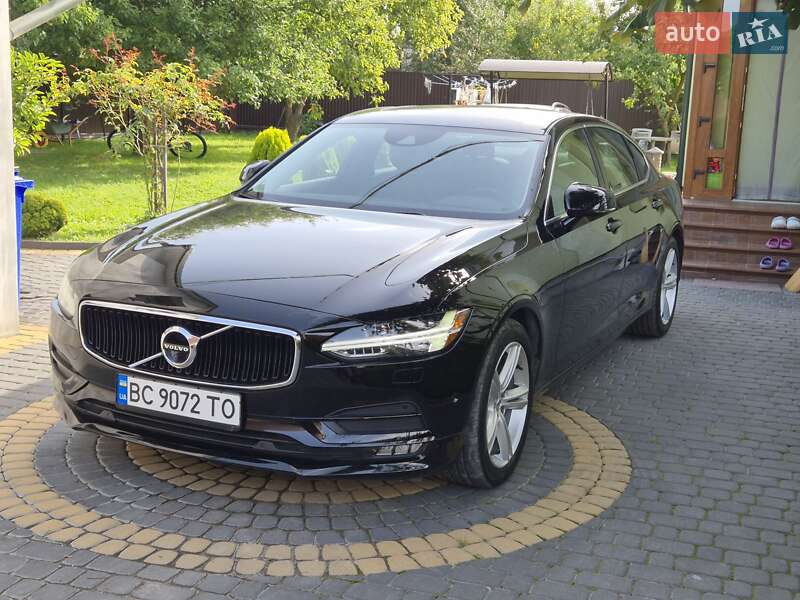 Седан Volvo S90 2017 в Львове