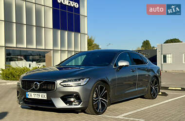 Седан Volvo S90 2018 в Киеве