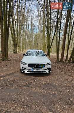 Седан Volvo S90 2016 в 