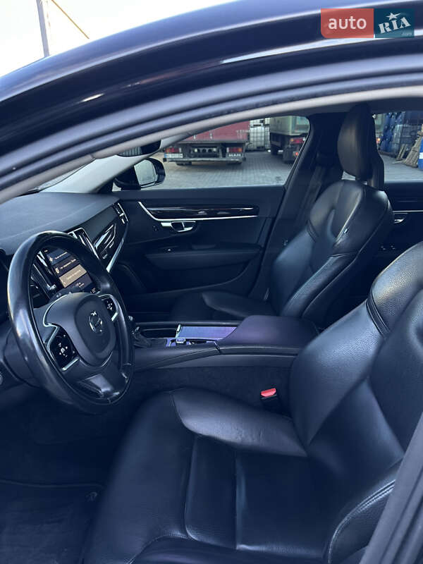 Седан Volvo S90 2017 в Жовкве