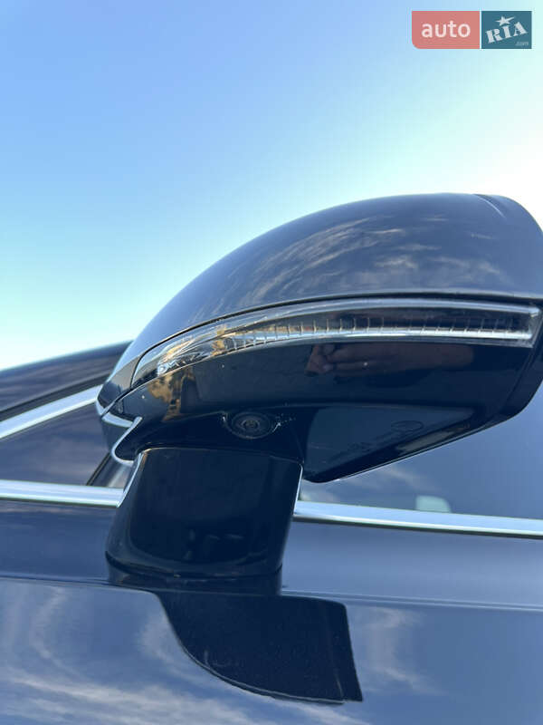 Седан Volvo S90 2017 в Жовкве