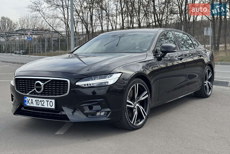 Седан Volvo S90 2019 в 