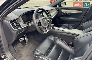 Седан Volvo S90 2019 в 