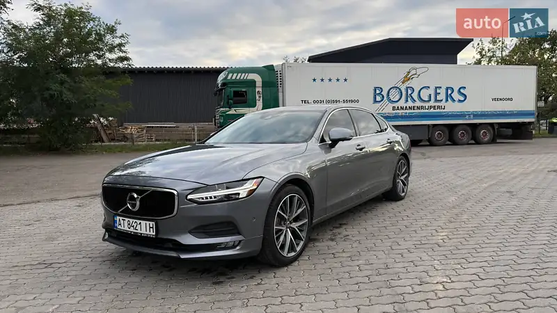 Volvo S90