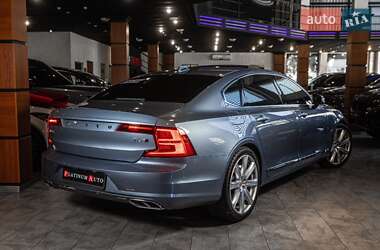Седан Volvo S90 2017 в 