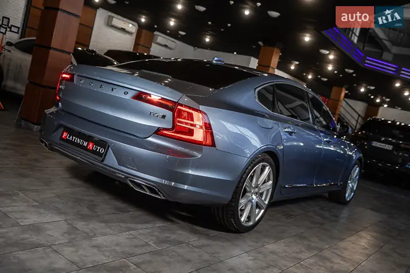 Volvo S90 2017 VIN LVY992ML9JP038356 фото оголошення 76 з 123