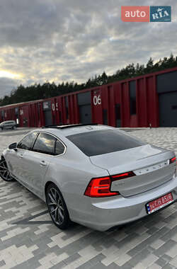 Седан Volvo S90 2018 в 