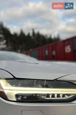 Седан Volvo S90 2018 в 