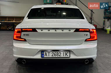 Седан Volvo S90 2017 в 