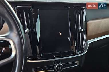 Седан Volvo S90 2017 в 