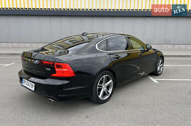 Седан Volvo S90 2017 в 