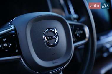 Седан Volvo S90 2017 в 