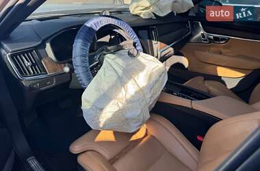Седан Volvo S90 2020 в 