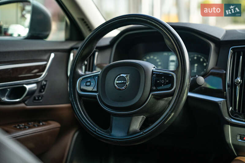 Седан Volvo S90 2017 в Черновцах фото 26 Седан Volvo S90 2017 в Черновцах