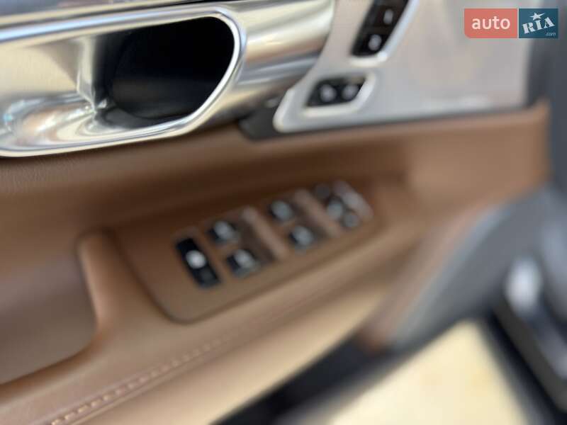 Седан Volvo S90 2018 в Днепре фото 22 Седан Volvo S90 2018 в Днепре