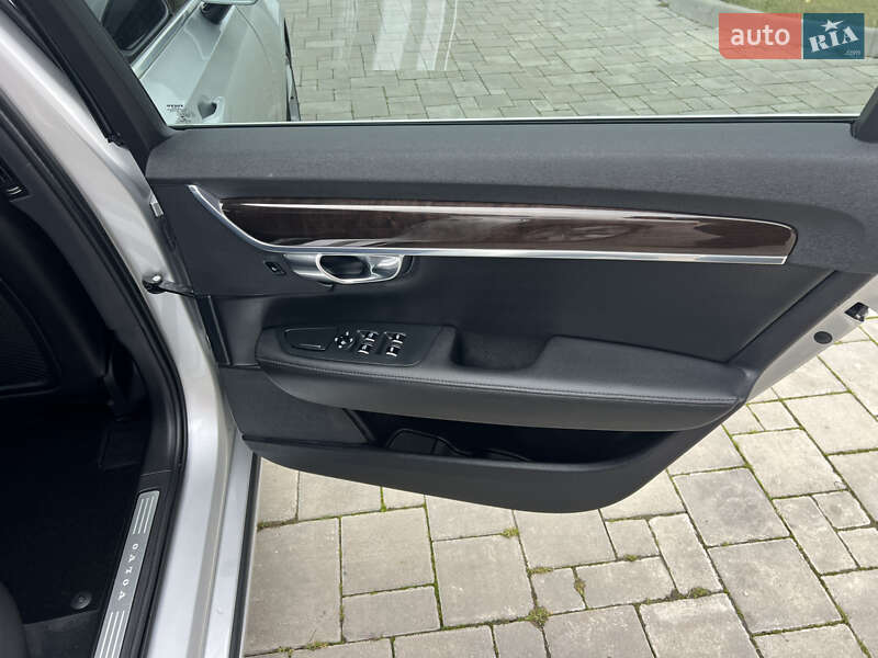 Седан Volvo S90 2017 в Здолбуніві