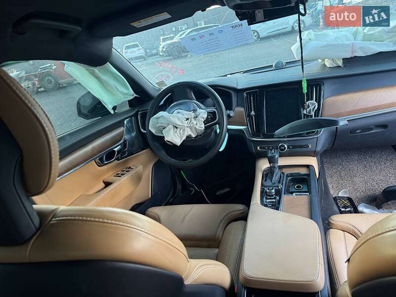 Седан Volvo S90 2019 в Львове фото 10 Седан Volvo S90 2019 в Львове