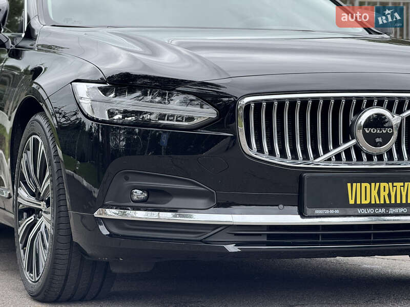 Седан Volvo S90 2023 в Києві