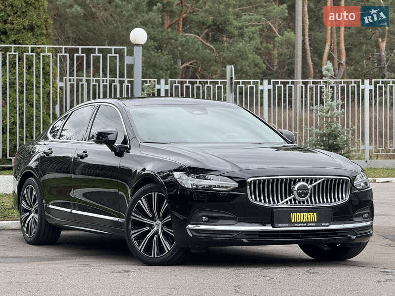 Седан Volvo S90 2023 в Києві