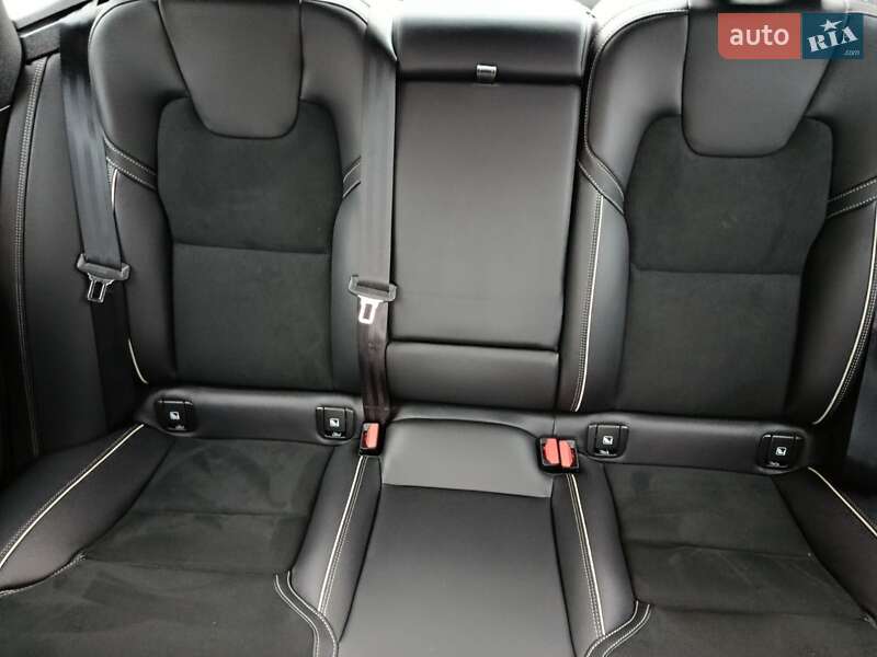 Седан Volvo S90 2021 в Києві фото 20 Седан Volvo S90 2021 в Києві