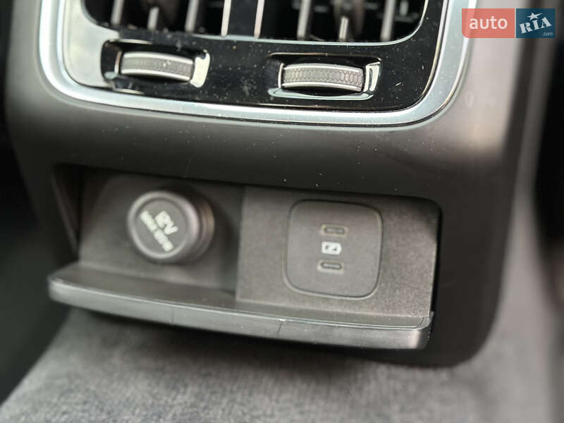 Седан Volvo S90 2021 в Києві