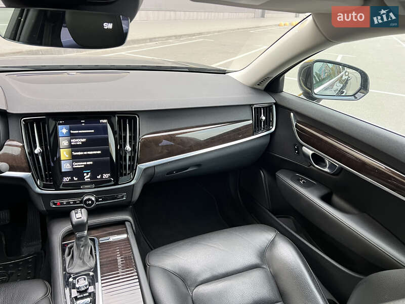 Седан Volvo S90 2017 в Киеве фото 33 Седан Volvo S90 2017 в Киеве