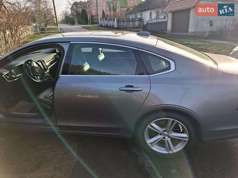Седан Volvo S90 2017 в Киеве
