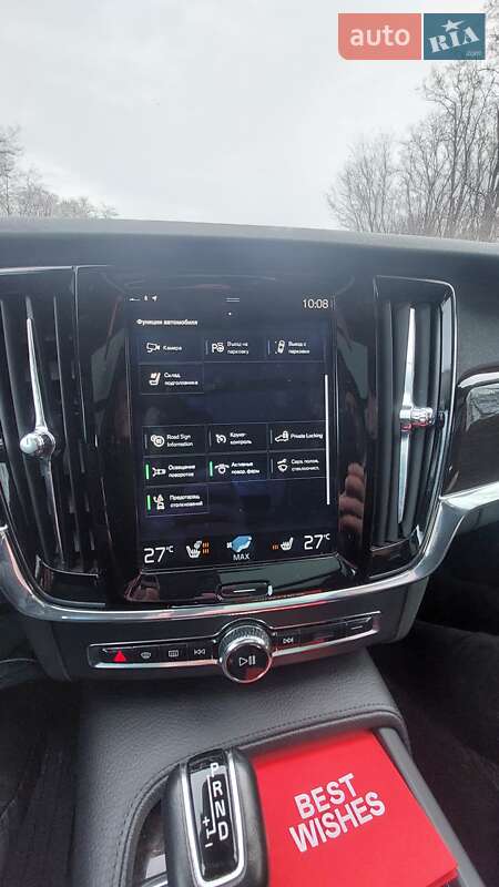 Седан Volvo S90 2017 в Звенигородке