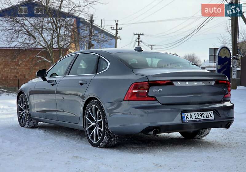 Седан Volvo S90 2017 в Черновцах