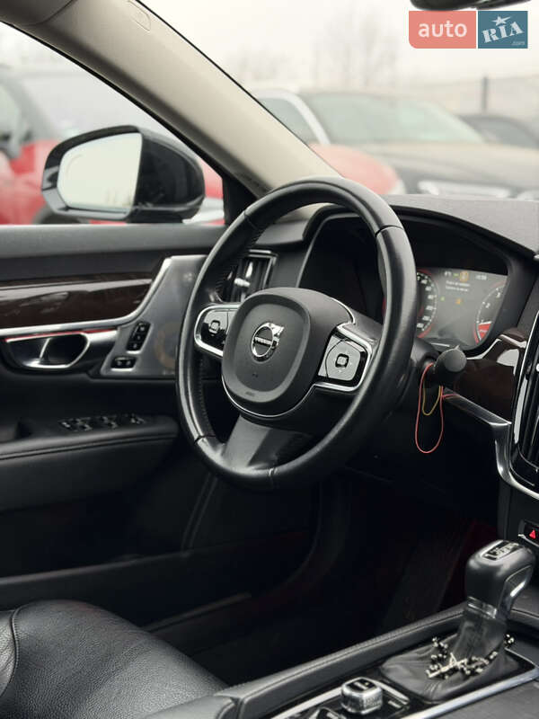 Седан Volvo S90 2016 в Івано-Франківську фото 37 Седан Volvo S90 2016 в Івано-Франківську